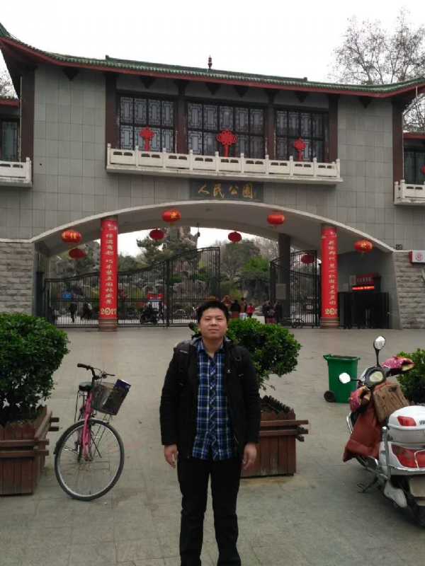 在奋斗的第四张照片--包头相亲服务中心