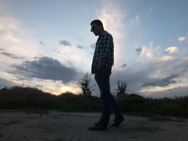 曼珠沙华的第一张照片--包头相亲服务中心