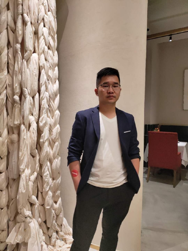 在路上的第二张照片--包头相亲服务中心