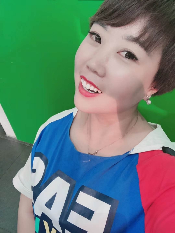 青青子衿的第一张照片--包头相亲服务中心