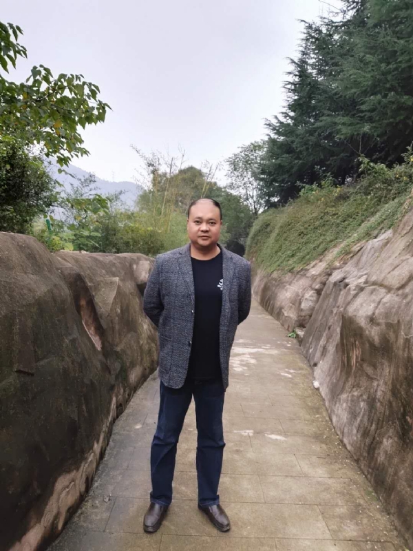 玉竹的第三张照片--包头相亲服务中心