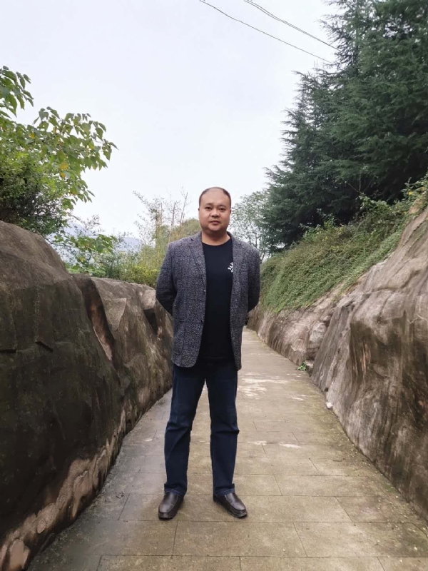 玉竹的第四张照片--包头相亲服务中心