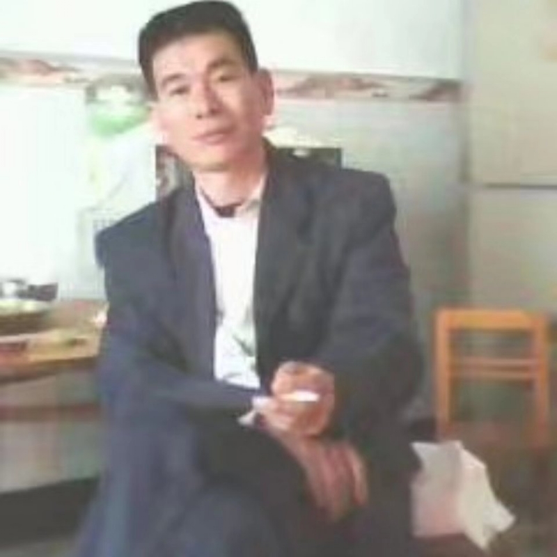 阳光照耀的第一张照片--包头相亲服务中心