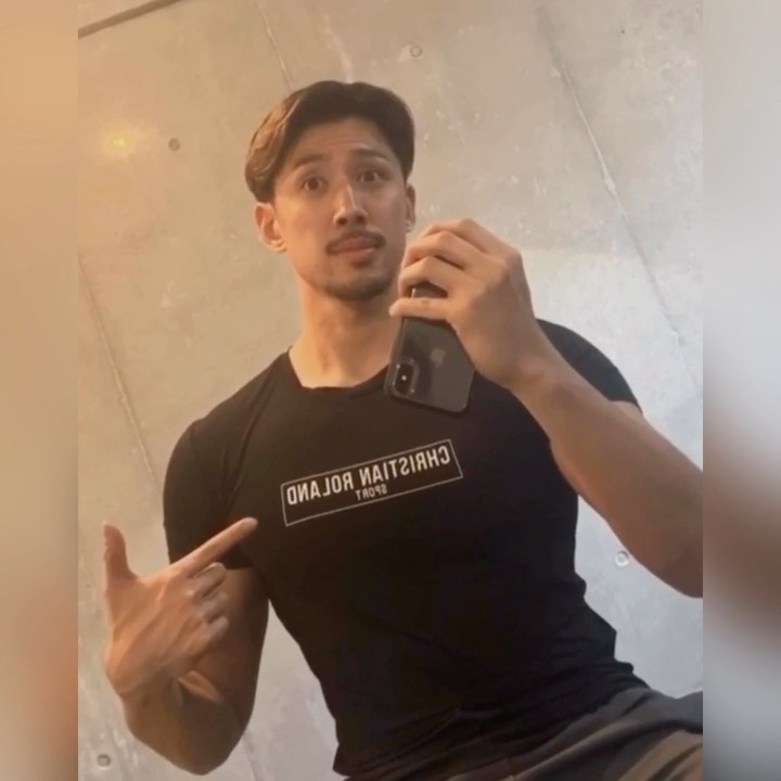 迎风而上的第一张照片--包头相亲服务中心