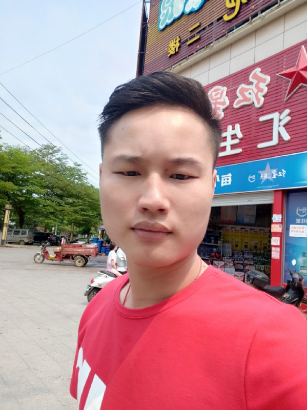 刘振军的第一张照片--包头相亲服务中心