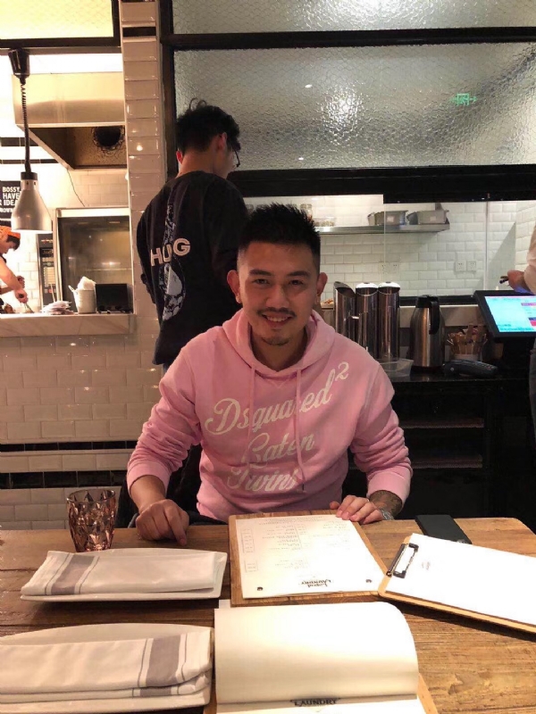 雪云飘的第一张照片--包头相亲服务中心