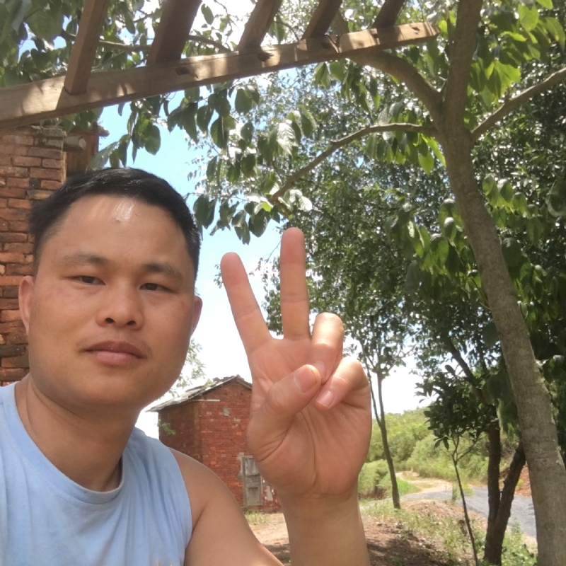 郴州王婆说媒的第一张照片--包头相亲服务中心