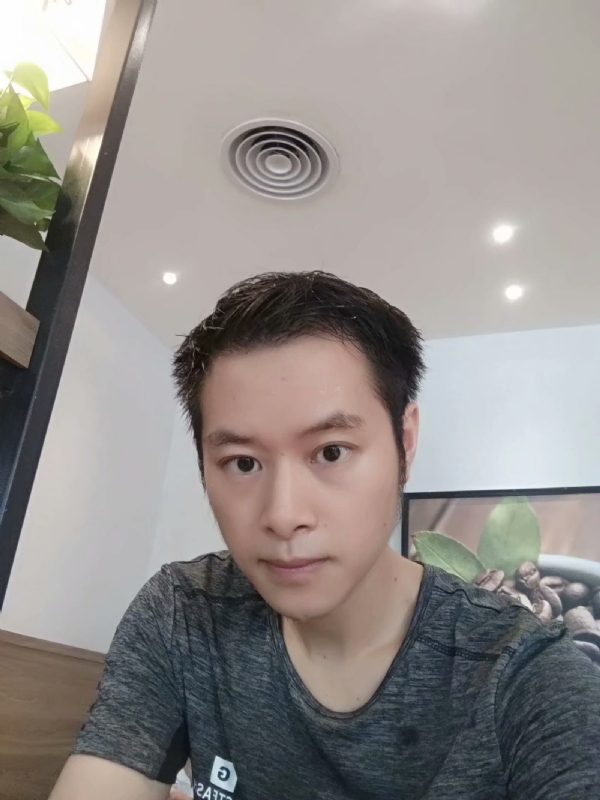 期待缘分的第一张照片--包头相亲服务中心