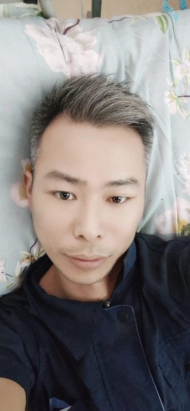 火山口的第一张照片--包头相亲服务中心