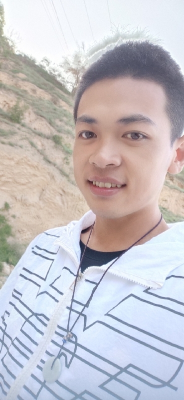 小辉的第一张照片--包头相亲服务中心