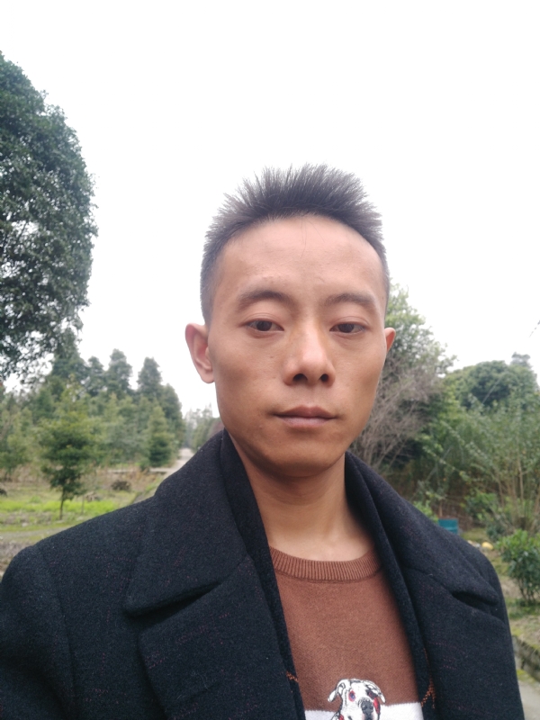 携手白头的第二张照片--包头相亲服务中心