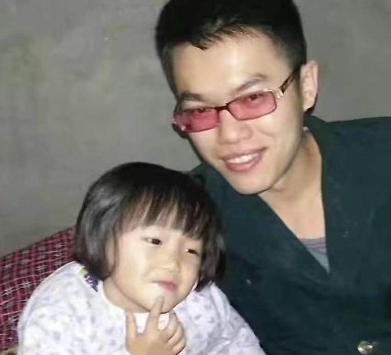 咖啡泡茶的第一张照片--包头相亲服务中心