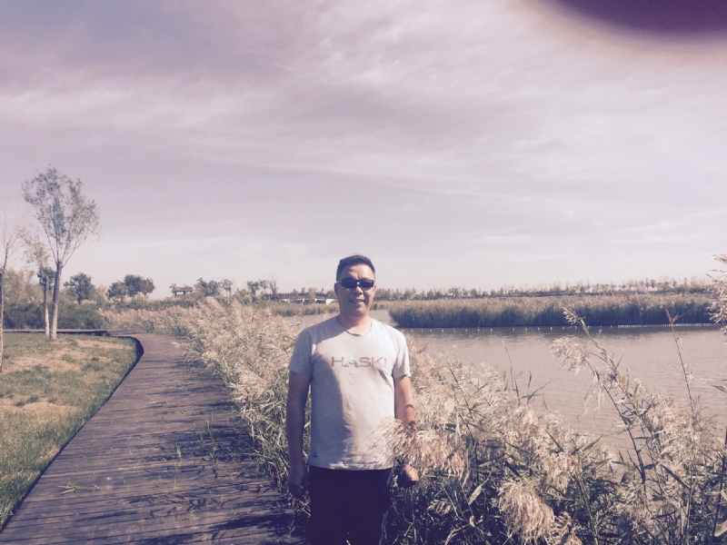 卓哥的第一张照片--包头相亲服务中心