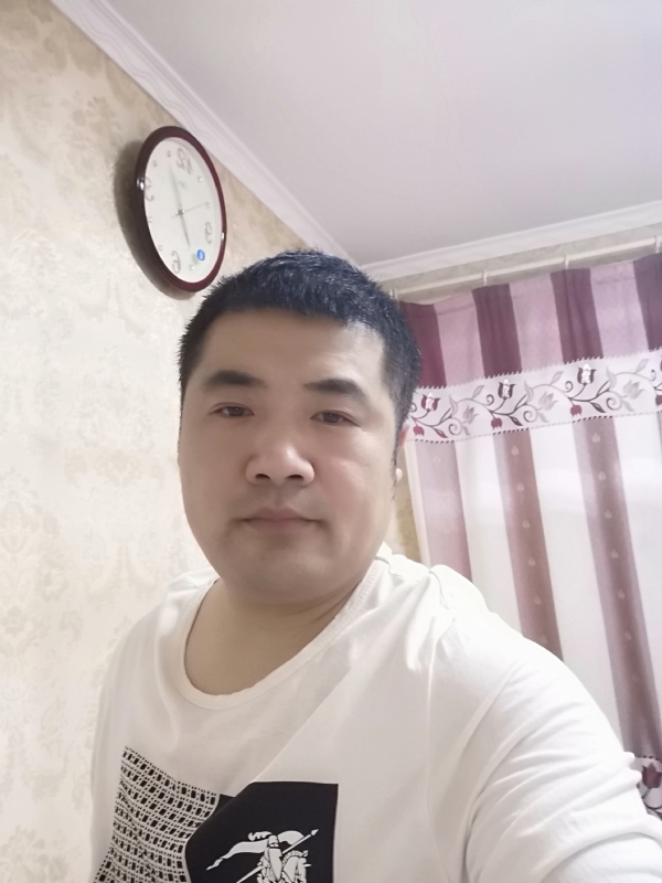 爱你的眼睛的第一张照片--包头相亲服务中心