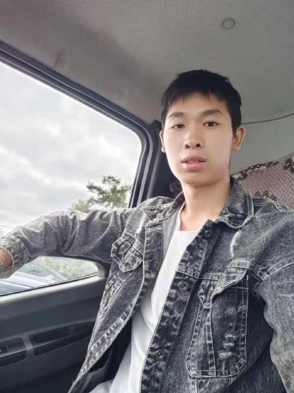 康康的第一张照片--包头相亲服务中心