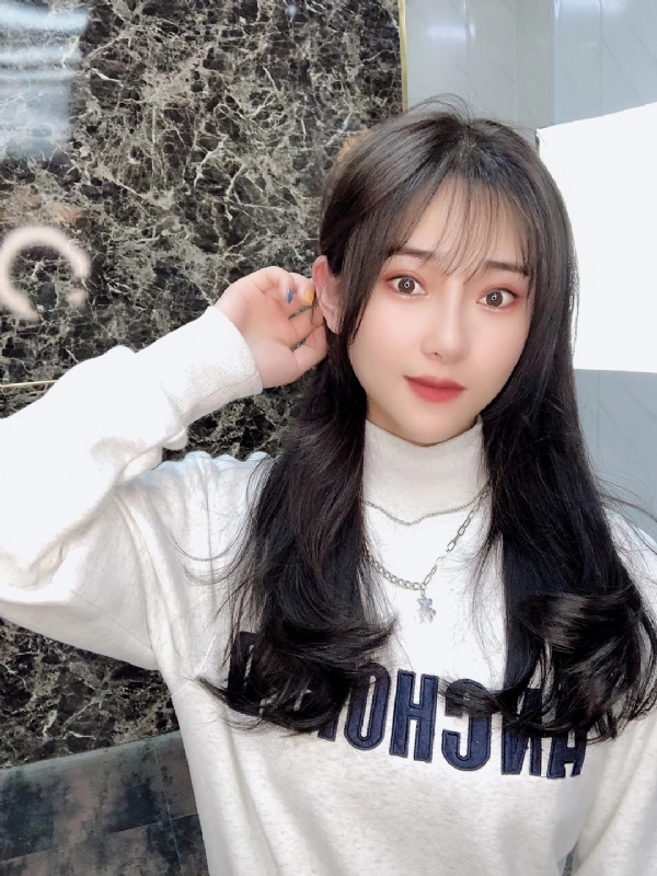 思思的第一张照片--包头相亲服务中心