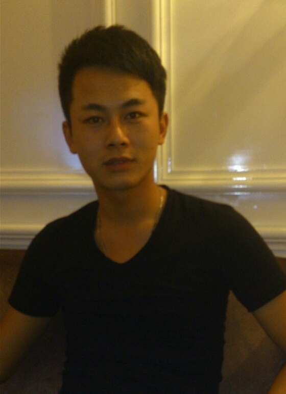 真情的流露的第一张照片--包头相亲服务中心