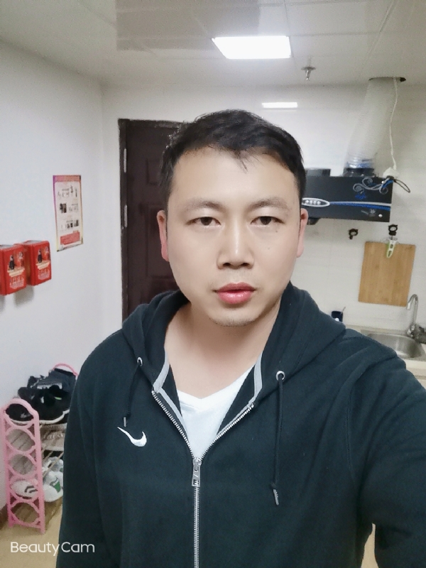 暖暖的风的第一张照片--包头相亲服务中心