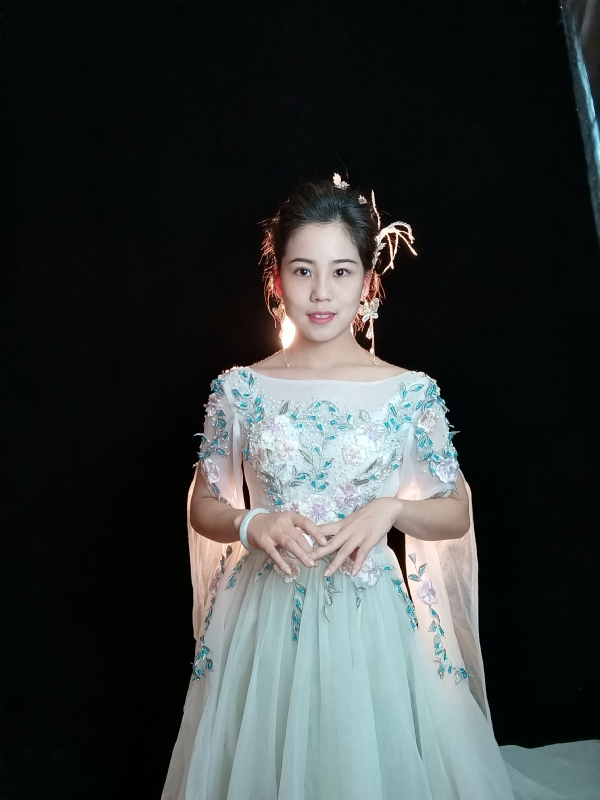 橙子的第一张照片--包头相亲服务中心