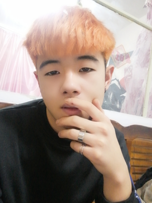 钟宇诗的第一张照片--包头相亲服务中心