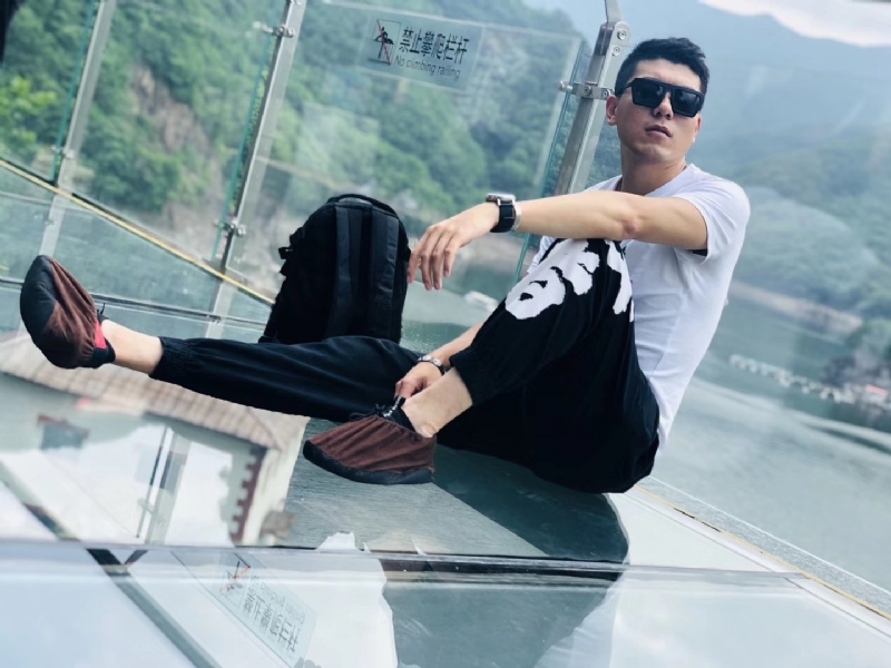 庄周梦蝶的第一张照片--包头相亲服务中心