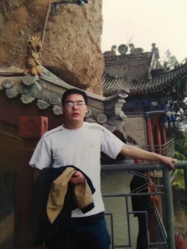 情迷海棠的第一张照片--包头相亲服务中心