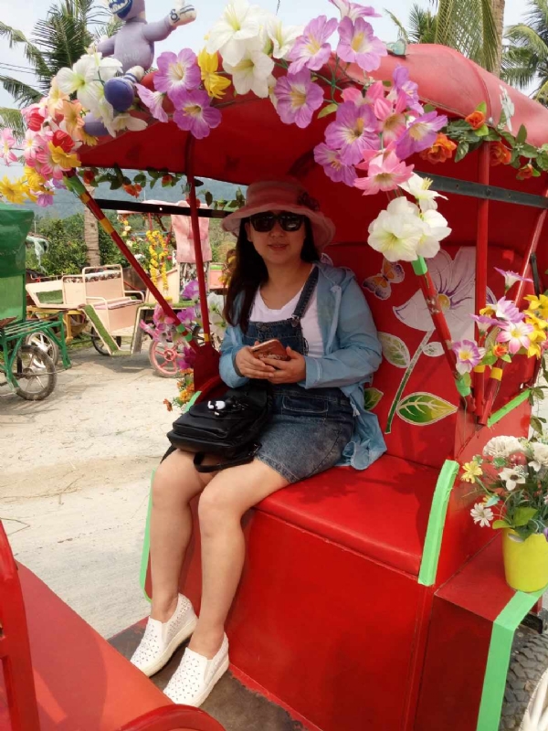 雨纷纷的第一张照片--包头相亲服务中心