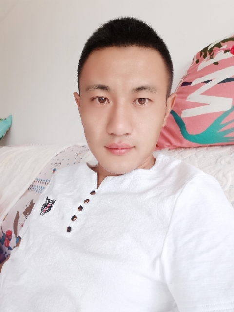 海阔天空的第一张照片--包头相亲服务中心