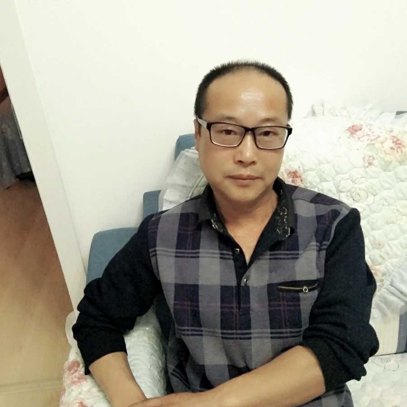 大海的第一张照片--包头相亲服务中心