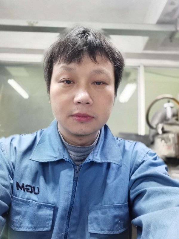 伤心人的第一张照片--包头相亲服务中心