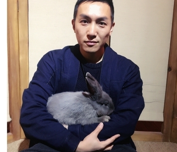 简单人生的第一张照片--包头相亲服务中心