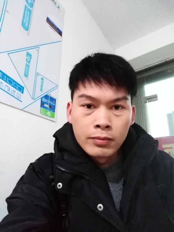 微笑的第一张照片--包头相亲服务中心