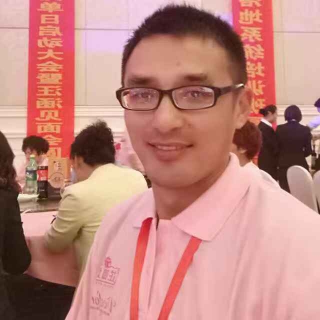 乖宝宝的第一张照片--包头相亲服务中心