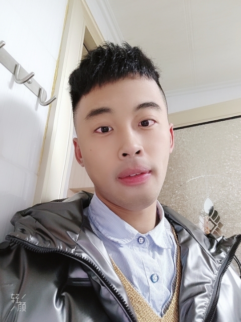 幼稚鬼的第一张照片--包头相亲服务中心