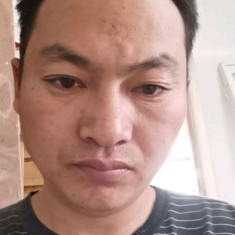 黎离的第一张照片--包头相亲服务中心