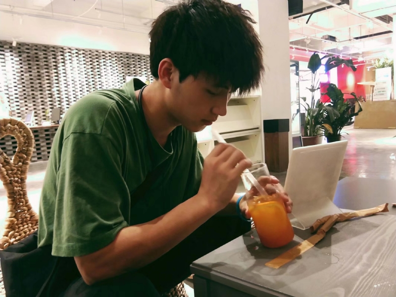 一花一世界的第二张照片--包头相亲服务中心