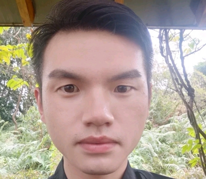 彬彬有礼的第二张照片--包头相亲服务中心