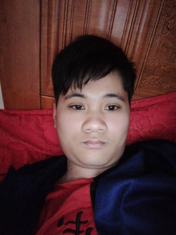 陈鸣泽的第一张照片--包头相亲服务中心