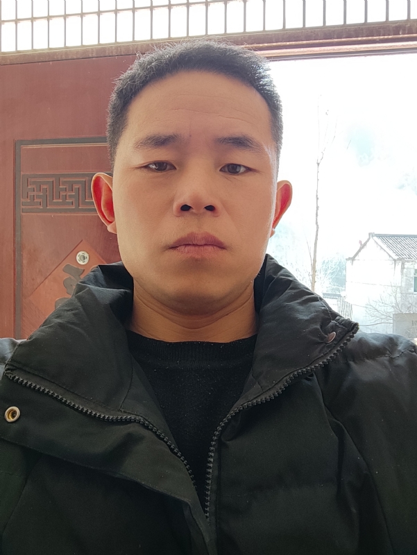 勇敢的成长的第一张照片--包头相亲服务中心