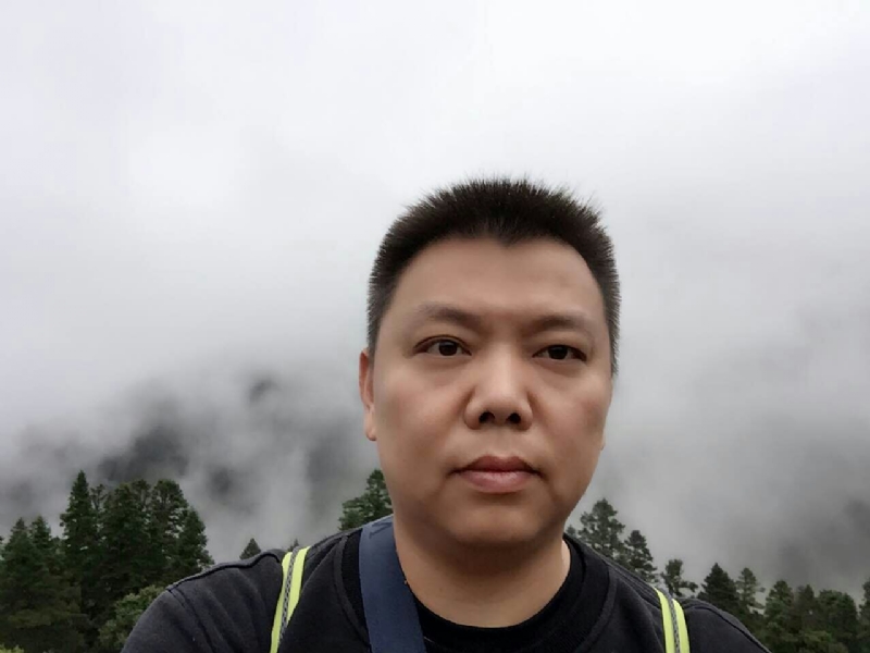 俊哥的第二张照片--包头相亲服务中心