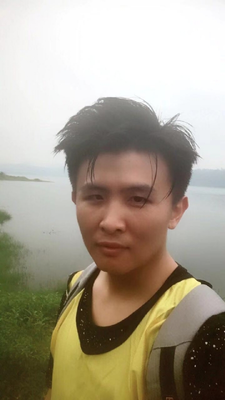 阳光与自由的第一张照片--包头相亲服务中心