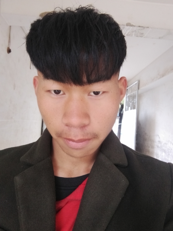 少年不在少的第二张照片--包头相亲服务中心