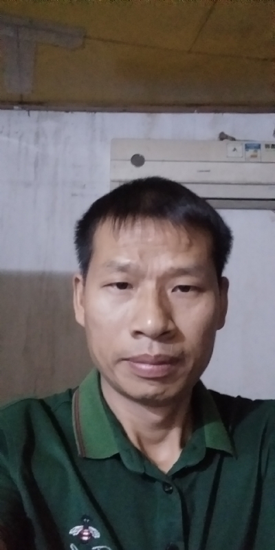 执着跋涉的第三张照片--包头相亲服务中心