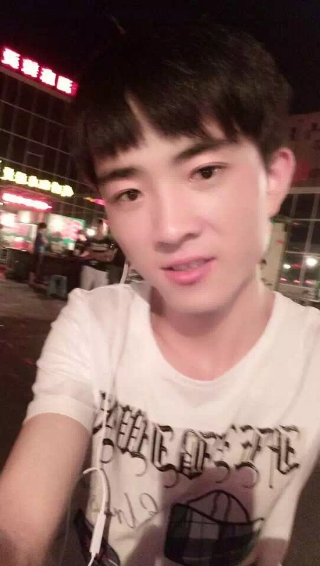 小先生的第一张照片--包头相亲服务中心