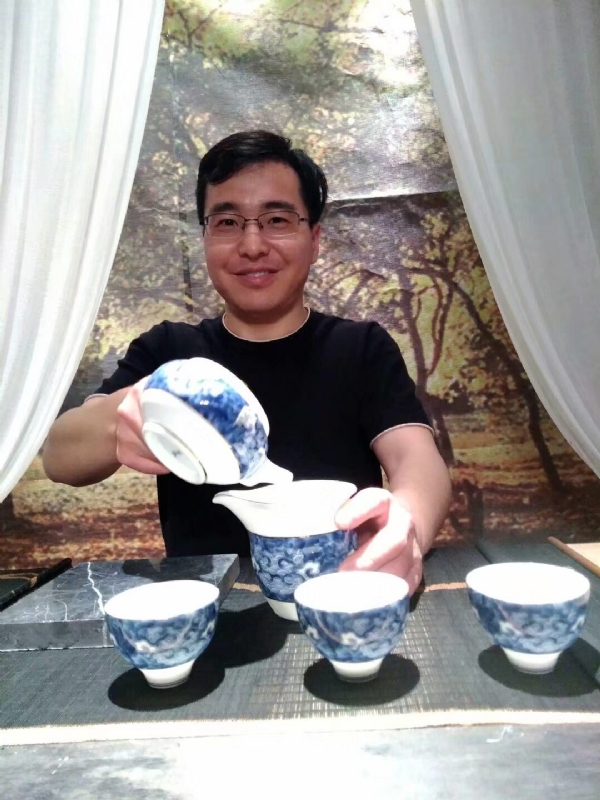 飞云之上的第一张照片--包头相亲服务中心