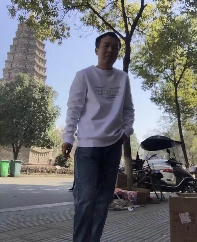 黄冈征婚的第一张照片--包头相亲服务中心
