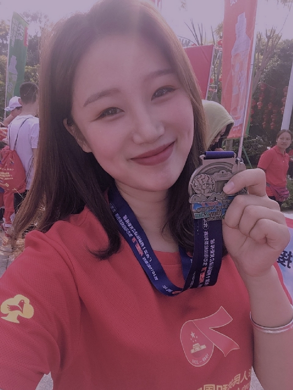 大熊猫的第二张照片--包头相亲服务中心