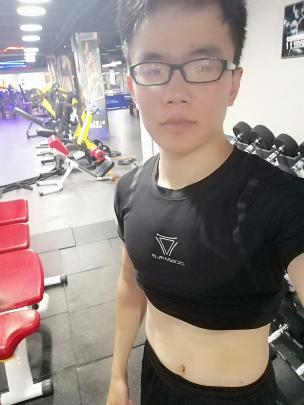 石榴裙下的第一张照片--包头相亲服务中心