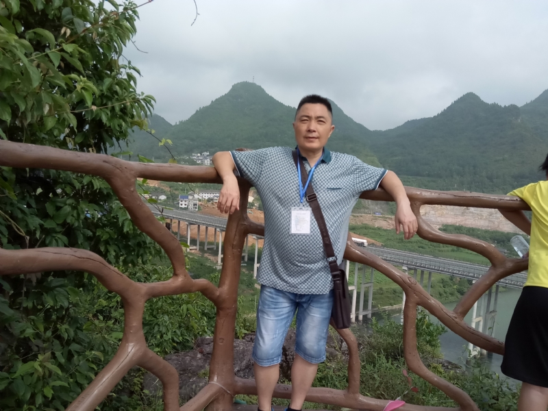 岁月无声的第一张照片--包头相亲服务中心