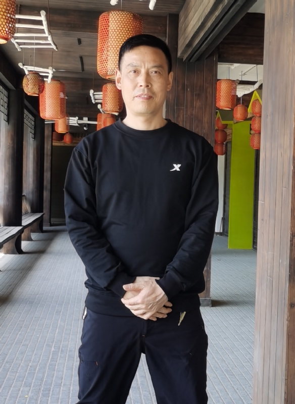 阳光总在风雨后的第一张照片--包头相亲服务中心